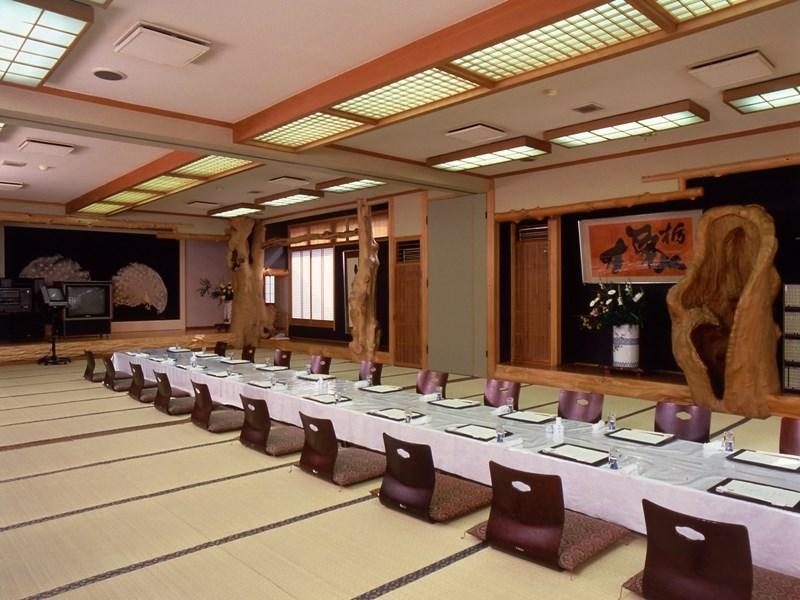 אטסוגי Motoyu Ryokan מראה חיצוני תמונה