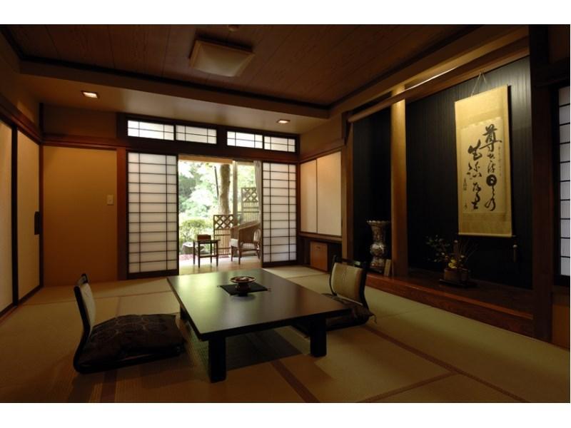 אטסוגי Motoyu Ryokan מראה חיצוני תמונה