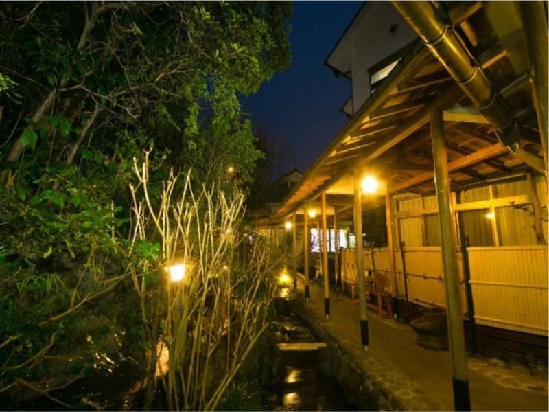 אטסוגי Motoyu Ryokan מראה חיצוני תמונה